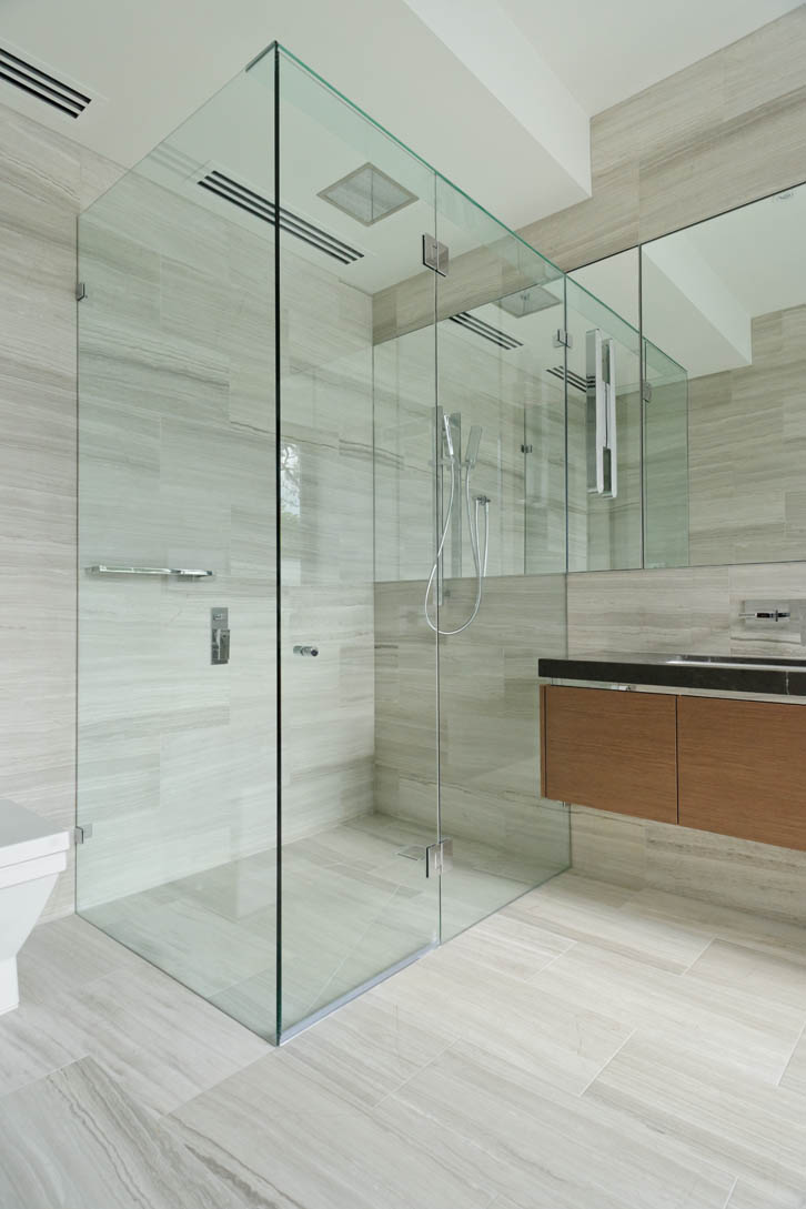 frameless shower screens uk