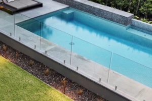 Stainless Steel Mini Peg Style Frameless Pool Fence
