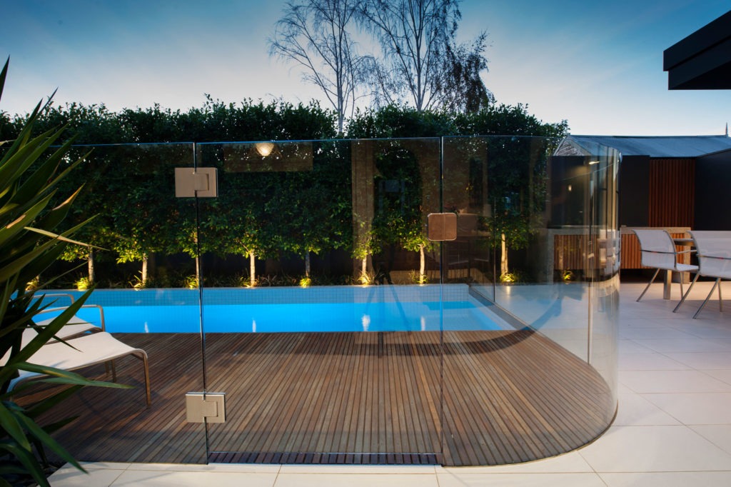 Melbourne Frameless Pool Fencing Services