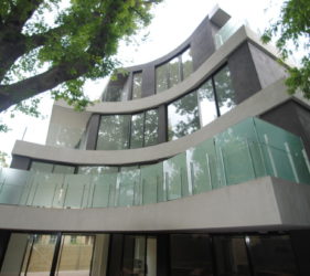 Balcony glass balustrade Melbourne