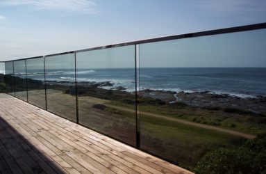 glass balcony balustrades Melbourne
